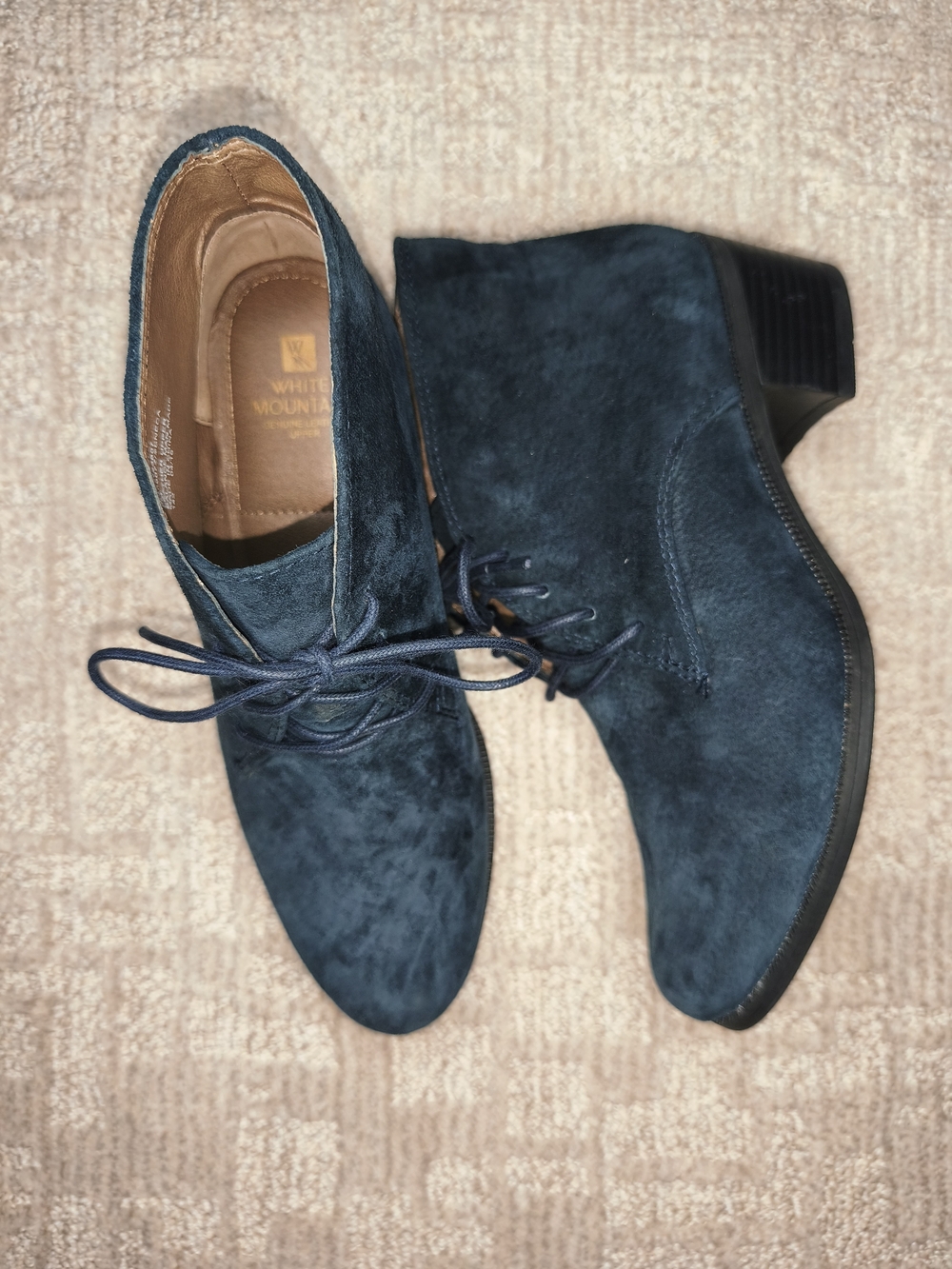 White Mountain Snack Navy Blue Suede Lace Up Ankle Boots Block Heel Sz 8 NWOB